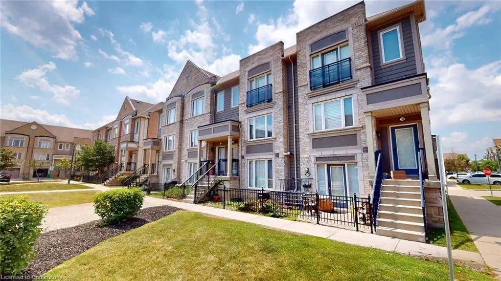 3050 Erin Centre Boulevard #114, Mississauga, ON L5M 0P5