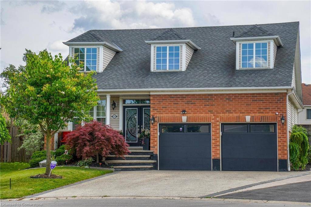 23 Mathews Court, Brantford, ON N3T 0A9