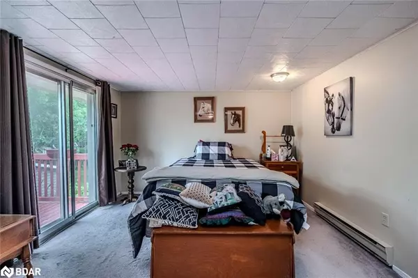 Everett, ON L0M 1J0,6134 County Road 13