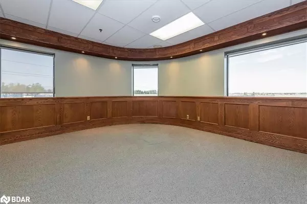 27 Hooper Road #10&11 2nd Floor, Barrie, ON L4N 9S3