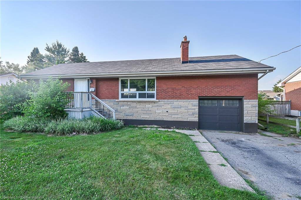 17 Brierwood Avenue, Grimsby, ON L3M 1J5