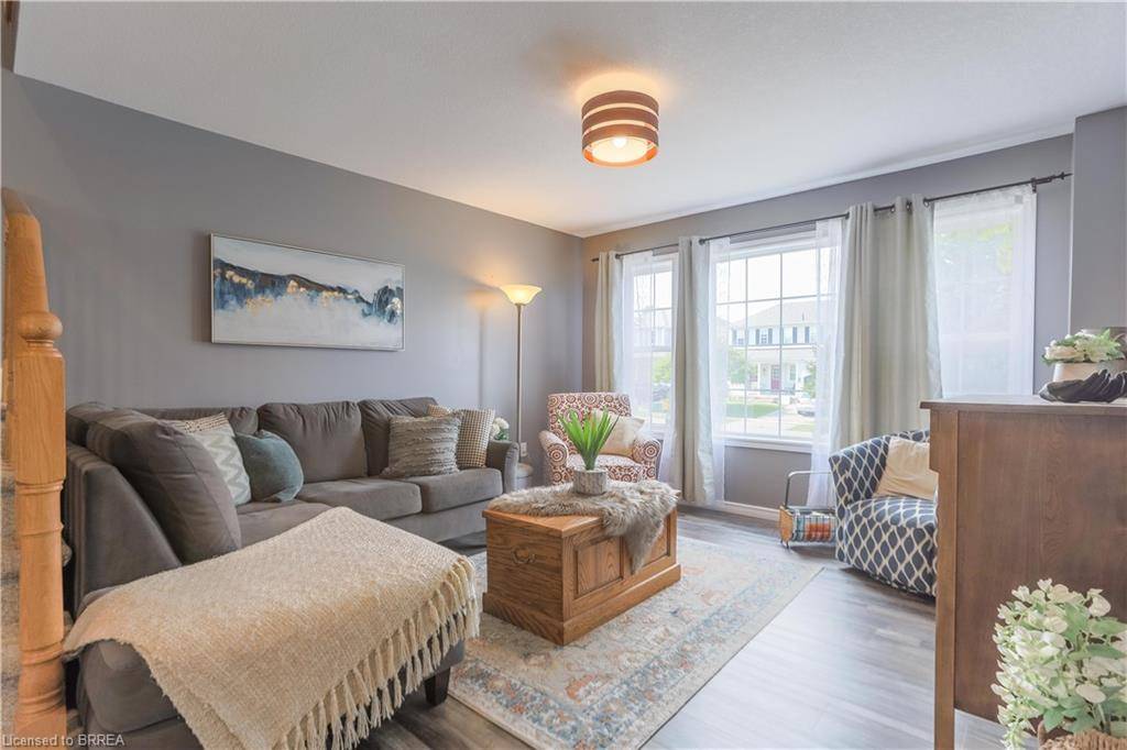Brantford, ON N3T 6P8,29 Gaydon Way