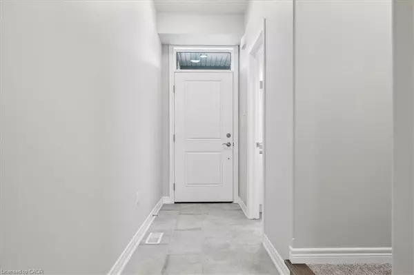 Thorold, ON L2V 0M7,101 Elvira Way