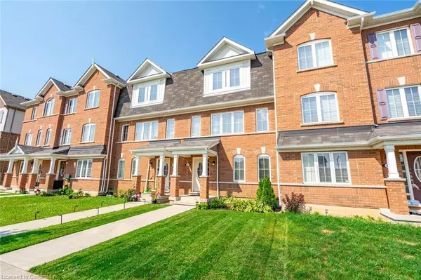 Waterdown, ON L8B 1T9,230 Avonsyde Boulevard #15