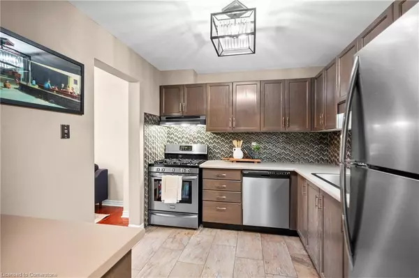 Stoney Creek, ON L8E 5V2,610 Barton Street