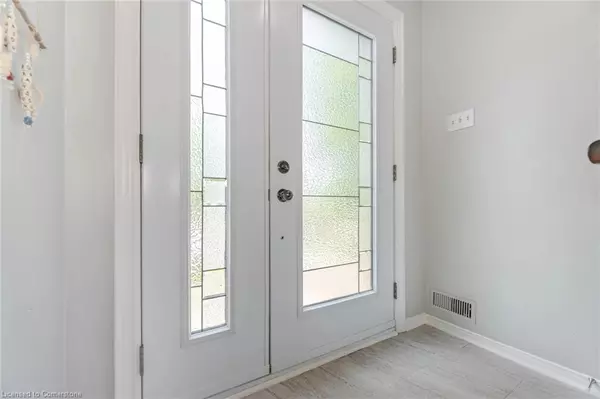 Orangeville, ON L9W 4P2,28 Lakeview Court