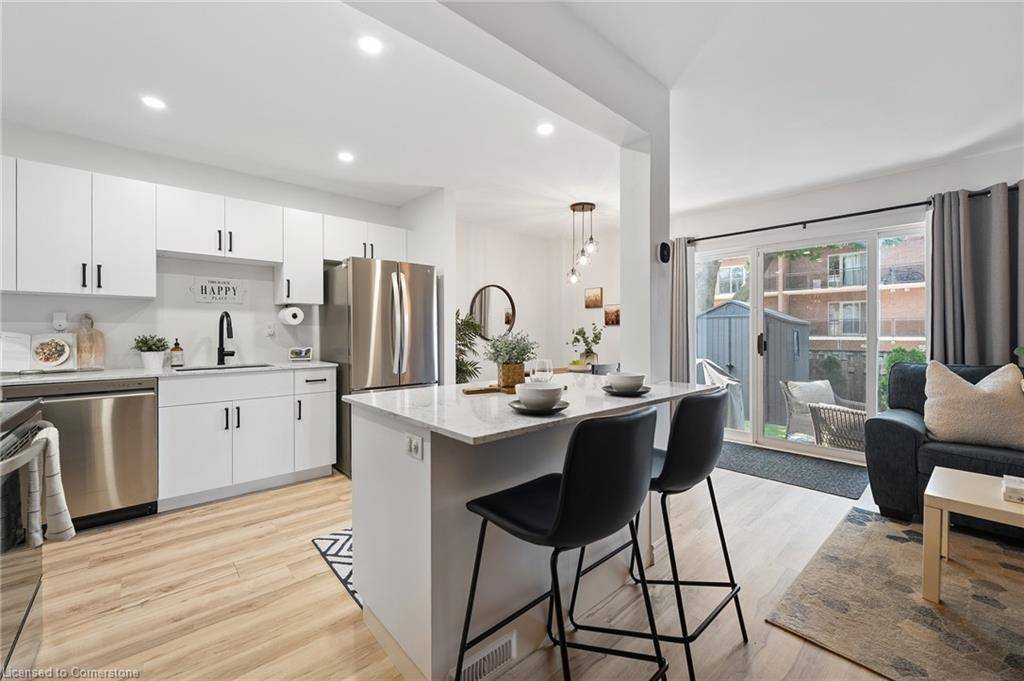 17 Old Pine Trail #150, St. Catharines, ON L2M 6P9