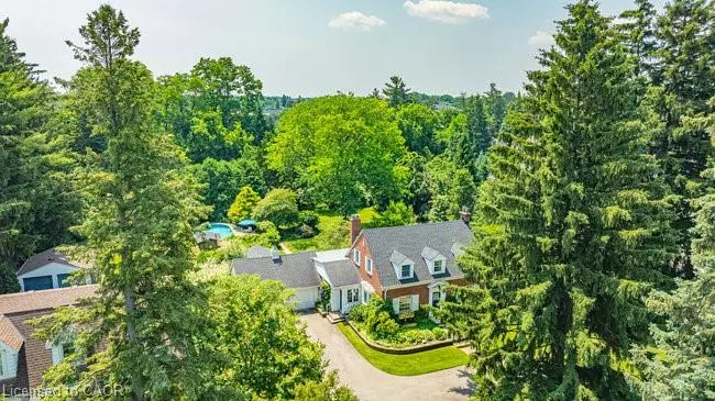 38 Jerseyville Road W, Ancaster, ON L9G 1A2