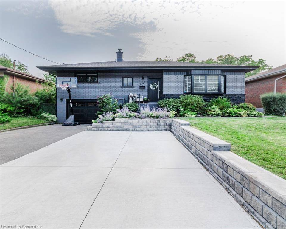 Burlington, ON L7P 2K7,1142 Stanley Drive