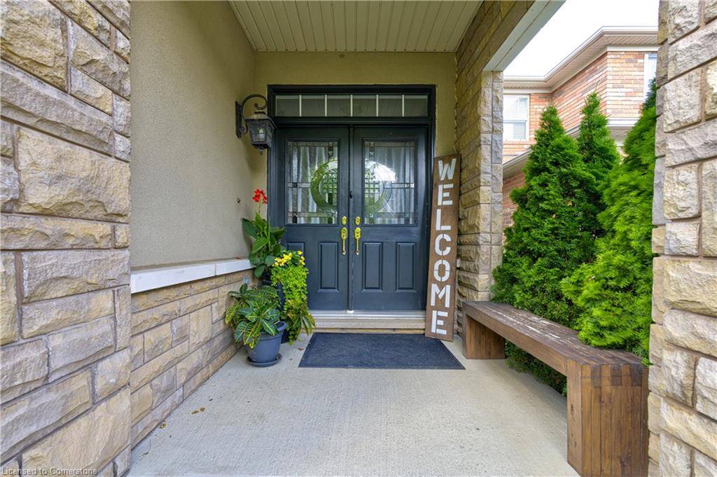Milton, ON L9T 6T9,1406 Marshall Crescent