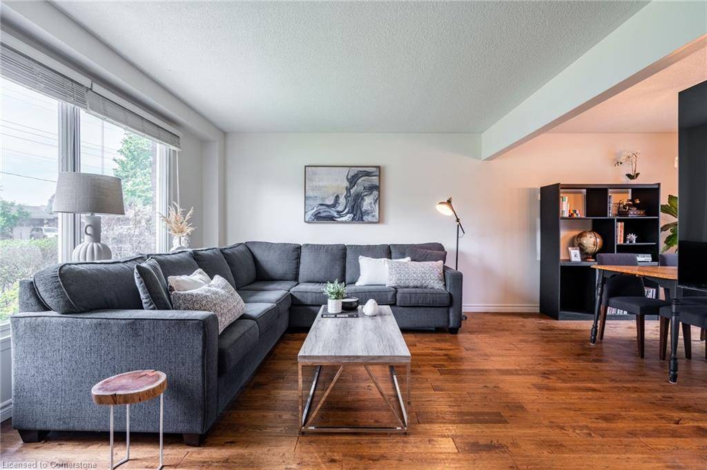 Burlington, ON L7L 1P2,5510 Spruce Avenue