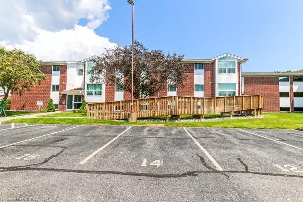 60 Donly Drive S #209, Simcoe, ON N3Y 5K3