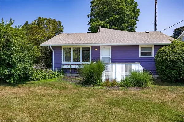 Port Dover, ON N0A 1N0,228 Regent Avenue