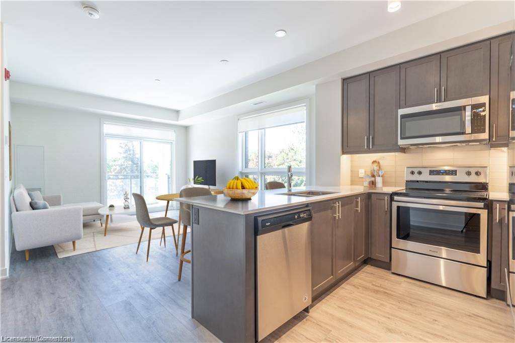 320 Plains Road E #306, Burlington, ON L7T 0C1