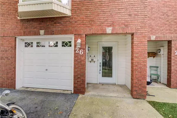 Grimsby, ON L3M 4W5,130 Livingston Avenue #26