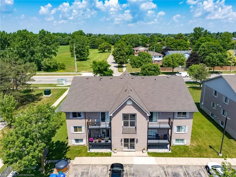 50 Campbell Court Court #201, Stratford, ON N5A 7T6