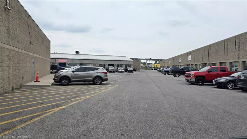 113-115 Cushman Road #57/58, St. Catharines, ON L2M 6S9
