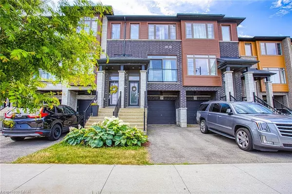 27 Soho Street, Stoney Creek, ON L8J 0L4