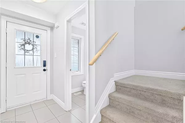Cambridge, ON N1T 2C8,14 Honey Street