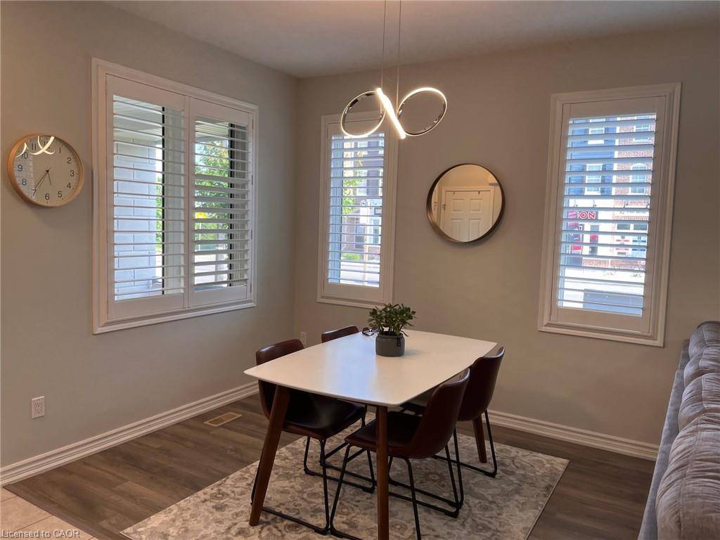 Kitchener, ON N2R 0L7,40 Daylily Lane