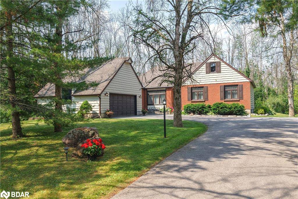 131 Courtland Street, Ramara, ON L3V 6H7