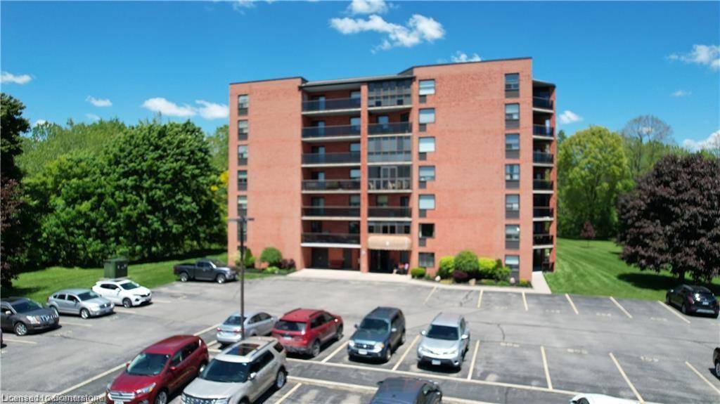 5 Mill Pond Court #403, Simcoe, ON N3Y 5J6
