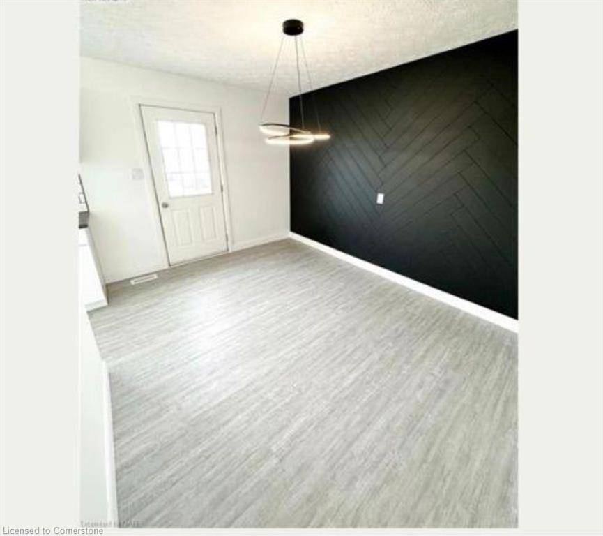 Niagara Falls, ON L2A 1W5,71 Hagey Avenue #1
