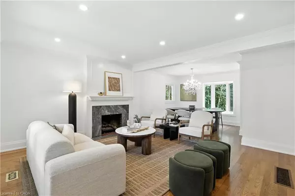 Burlington, ON L7T 2M2,821 Shadeland Avenue