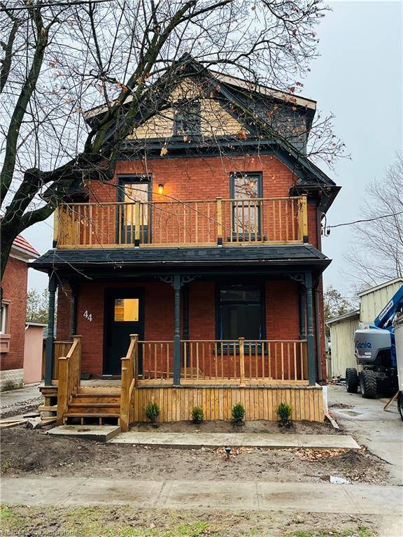 44 Theresa Street, Kitchener, ON N2G 1M1