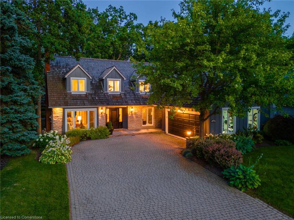 1353 Hazelton Boulevard, Burlington, ON L7P 4T9
