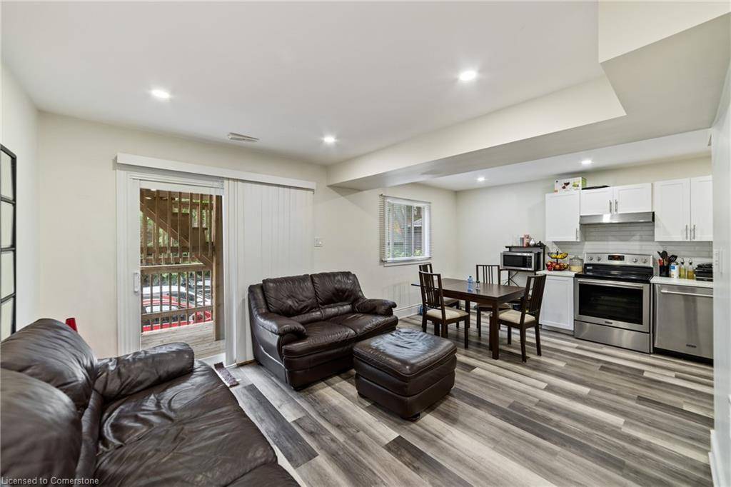 Hamilton, ON L8P 3L4,220 Caroline Street S