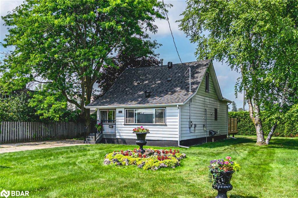 104 Moberly Street, Collingwood, ON L9Y 3W9