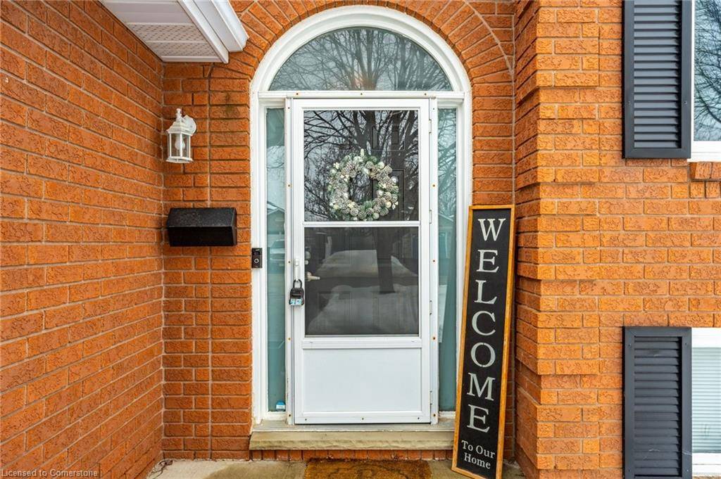 Brantford, ON N3P 2A6,8 Digby Court