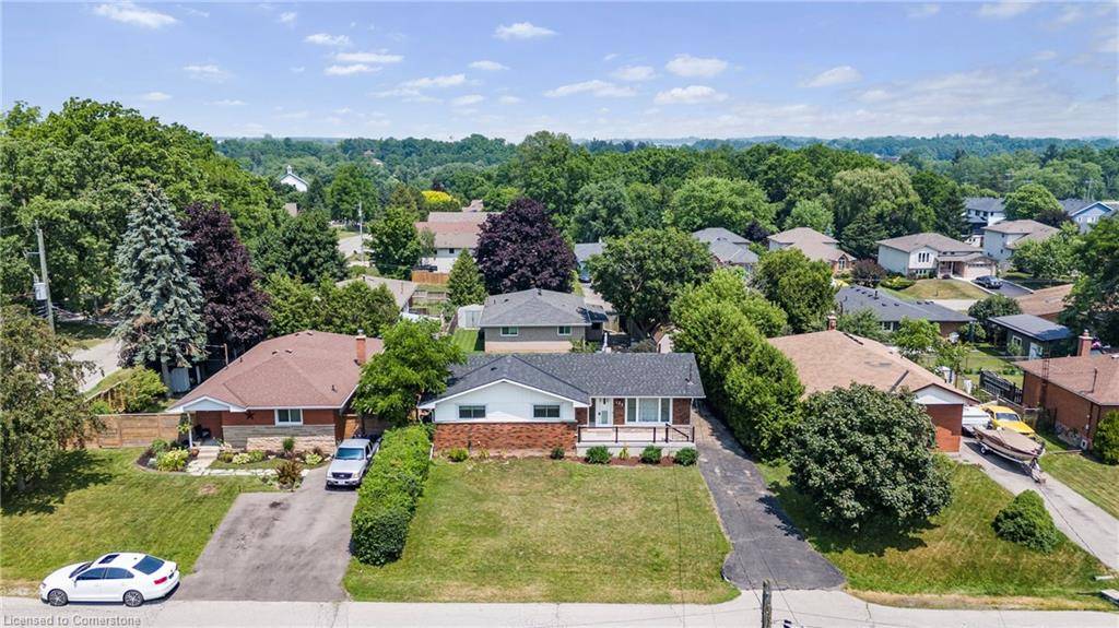 Caledonia, ON N3W 1J3,102 Pauline Street