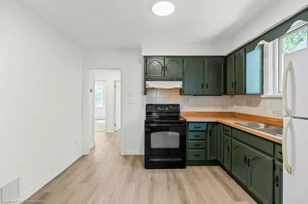 Hamilton, ON L9A 4S8,326 East 19th Street