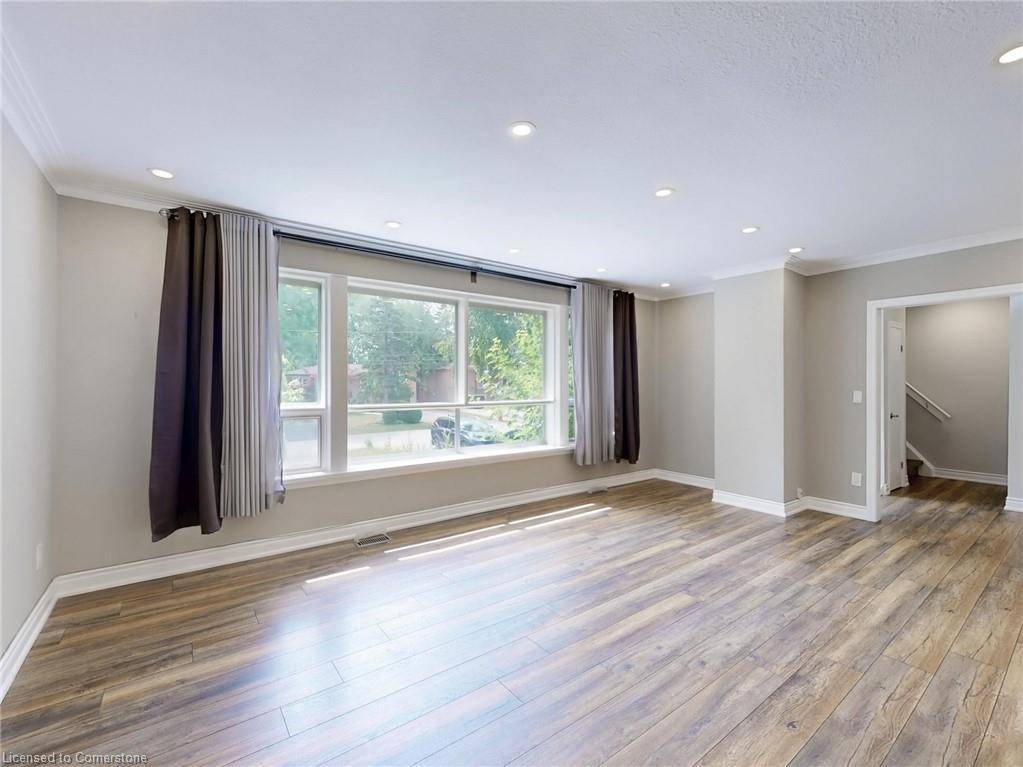 Mississauga, ON L5J 2K7,1821 Christopher Road