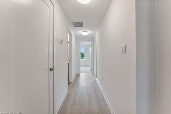 Fergus, ON N1M 2W3,940 St. David Street N #22
