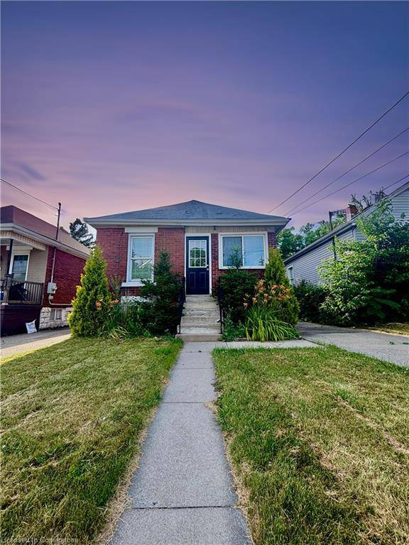 16 East 16th Street, Hamilton, ON L9A 4H9