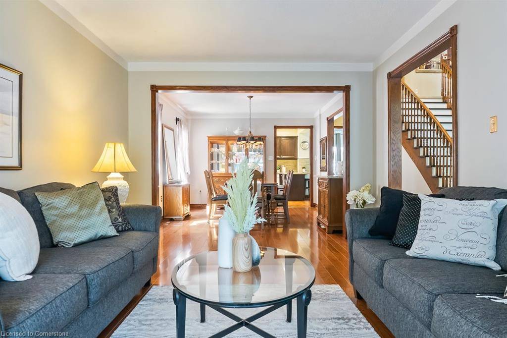 Oakville, ON L6H 4R4,411 Freeman Crescent
