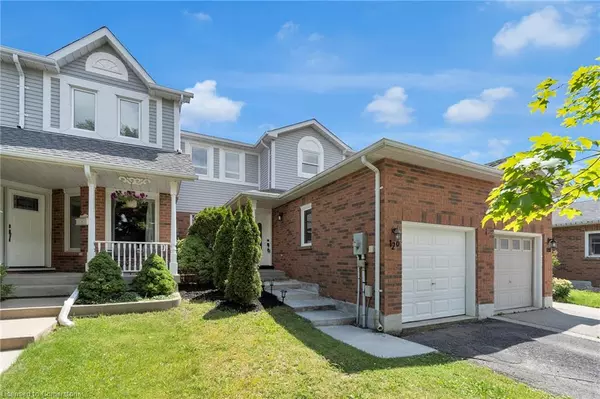126 Fairgreen Close, Cambridge, ON N1T 1T8