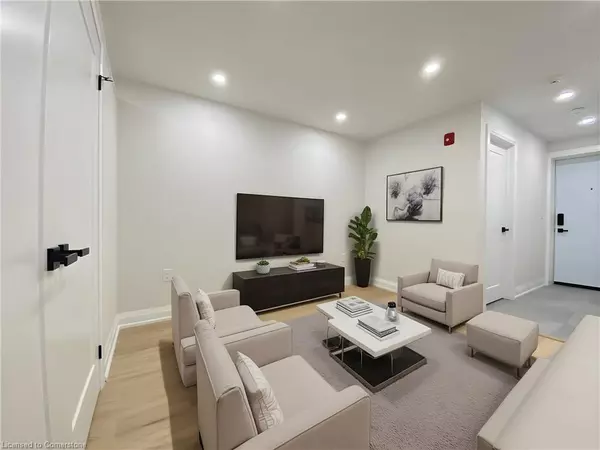 Hamilton, ON L8L 2Z5,588 Barton Street E #10