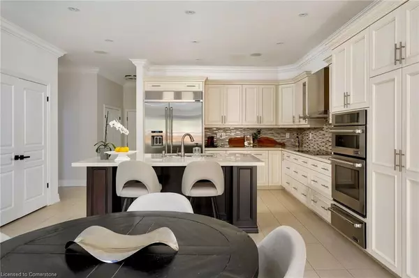 Oakville, ON L6M 0M7,3456 Liptay Avenue