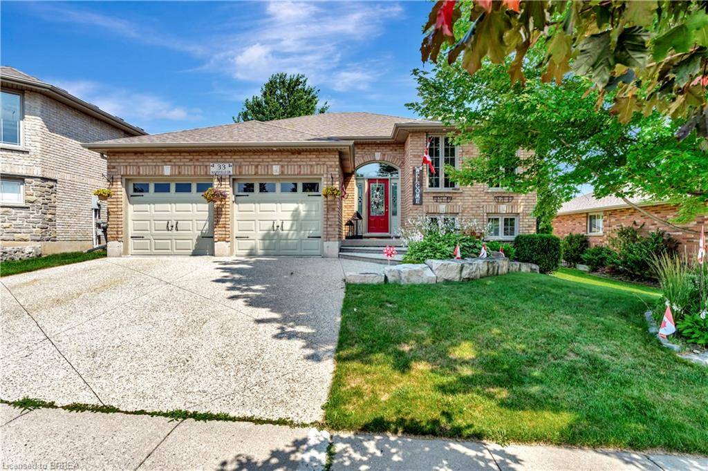 33 Mansfield Drive, St. George, ON N0E 1N0