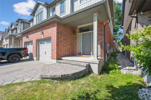 Guelph, ON N1E 0K1,158 Kemp Crescent