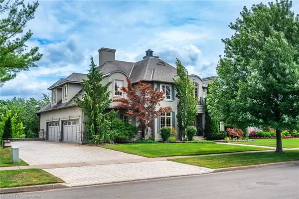 3542 Matthews Drive, Niagara Falls, ON L2H 2Z1