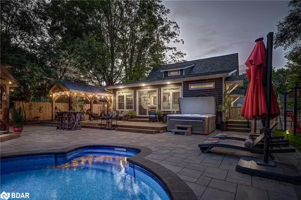 Barrie, ON L4M 2H4,75 Gunn Street