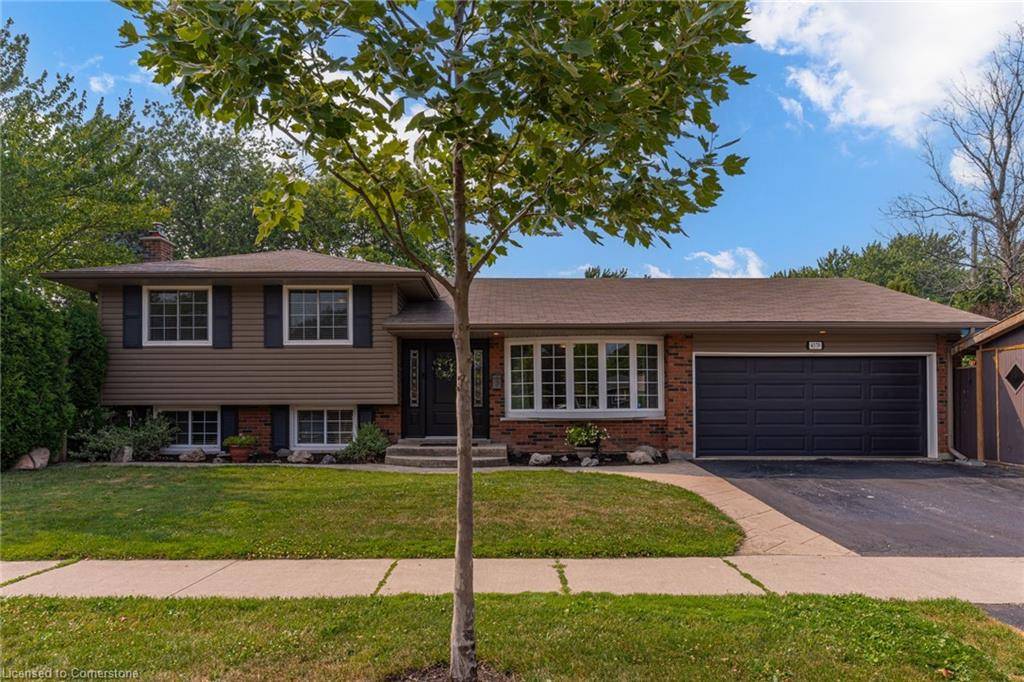 4379 Kerry Drive W, Burlington, ON L7L 1W3