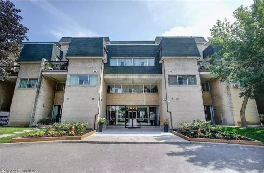 1624 Bloor Street E #63, Mississauga, ON L4X 2S2