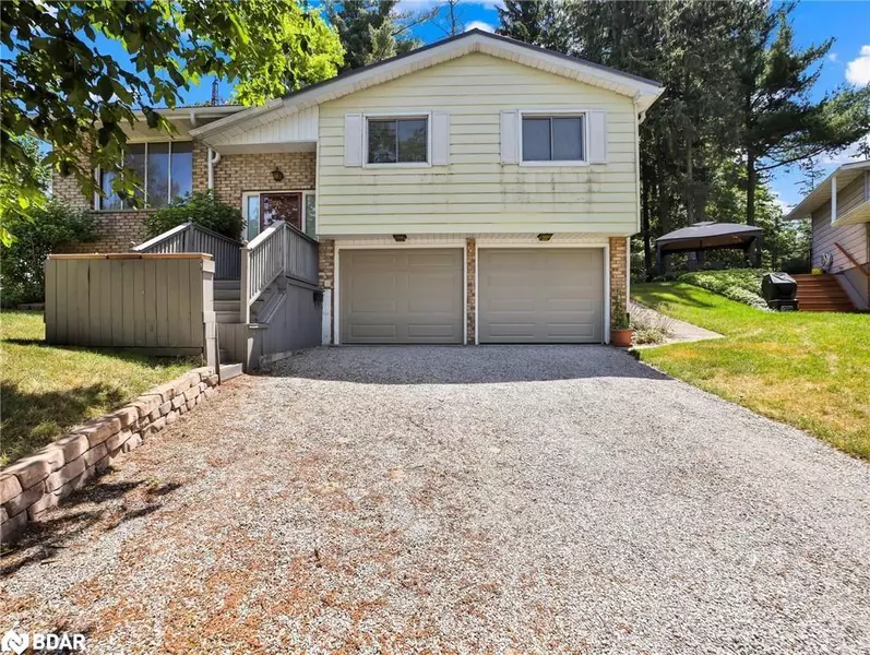 11 Glenda Street, Simcoe, ON N3Y 4T3