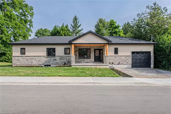 51 Brown Street W, Waterford, ON N0E 1Y0